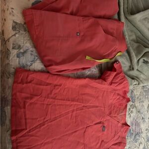 Figs Coral Scrub Top and Kade Bottoms Xs/XsP